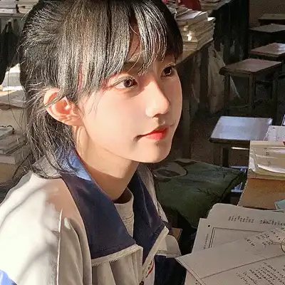 郝依霜
